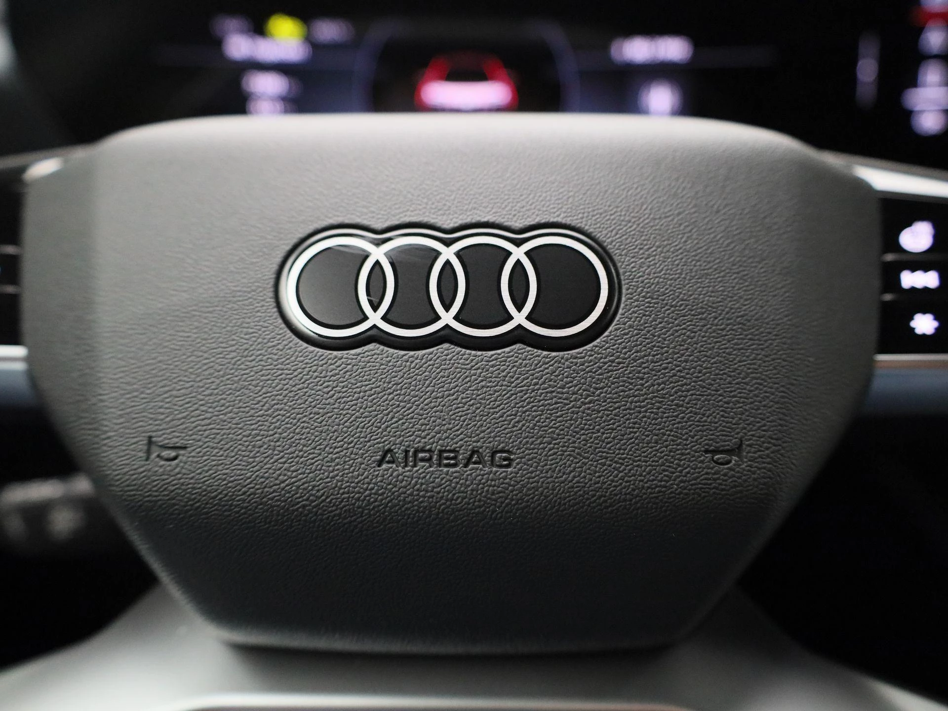 Audi Q6 e-tron edition 83 kWh