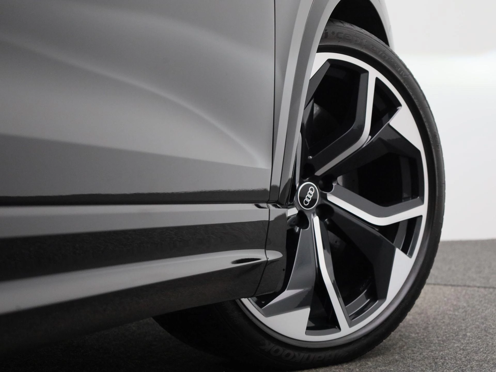 Audi-Q8-image-73