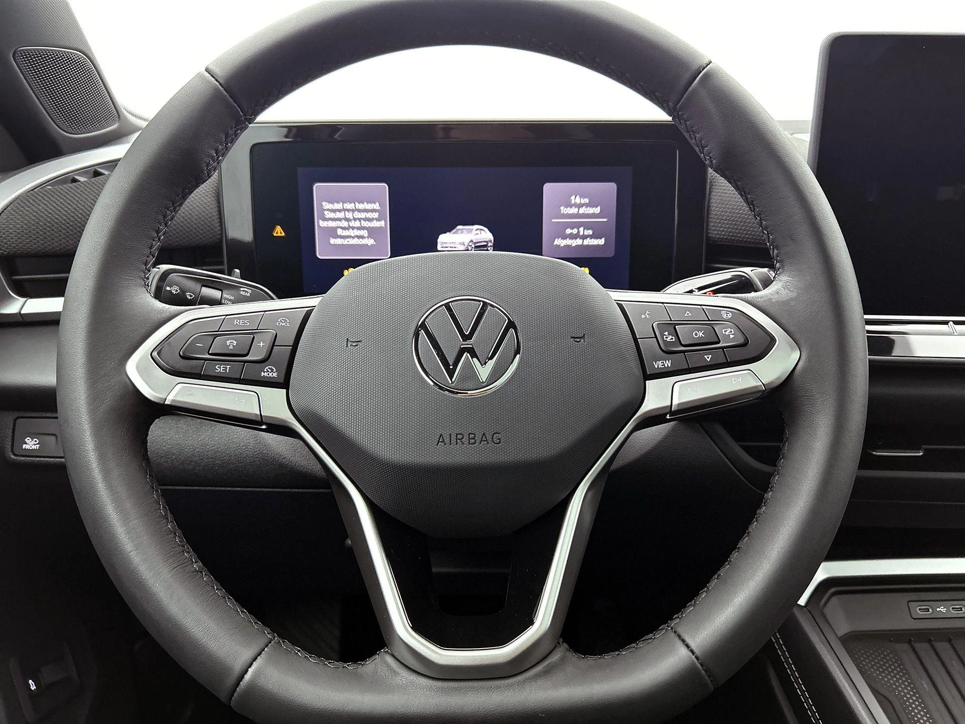 Volkswagen T-Roc 1.5 eTsi Style First Edition 116 PK Automaat