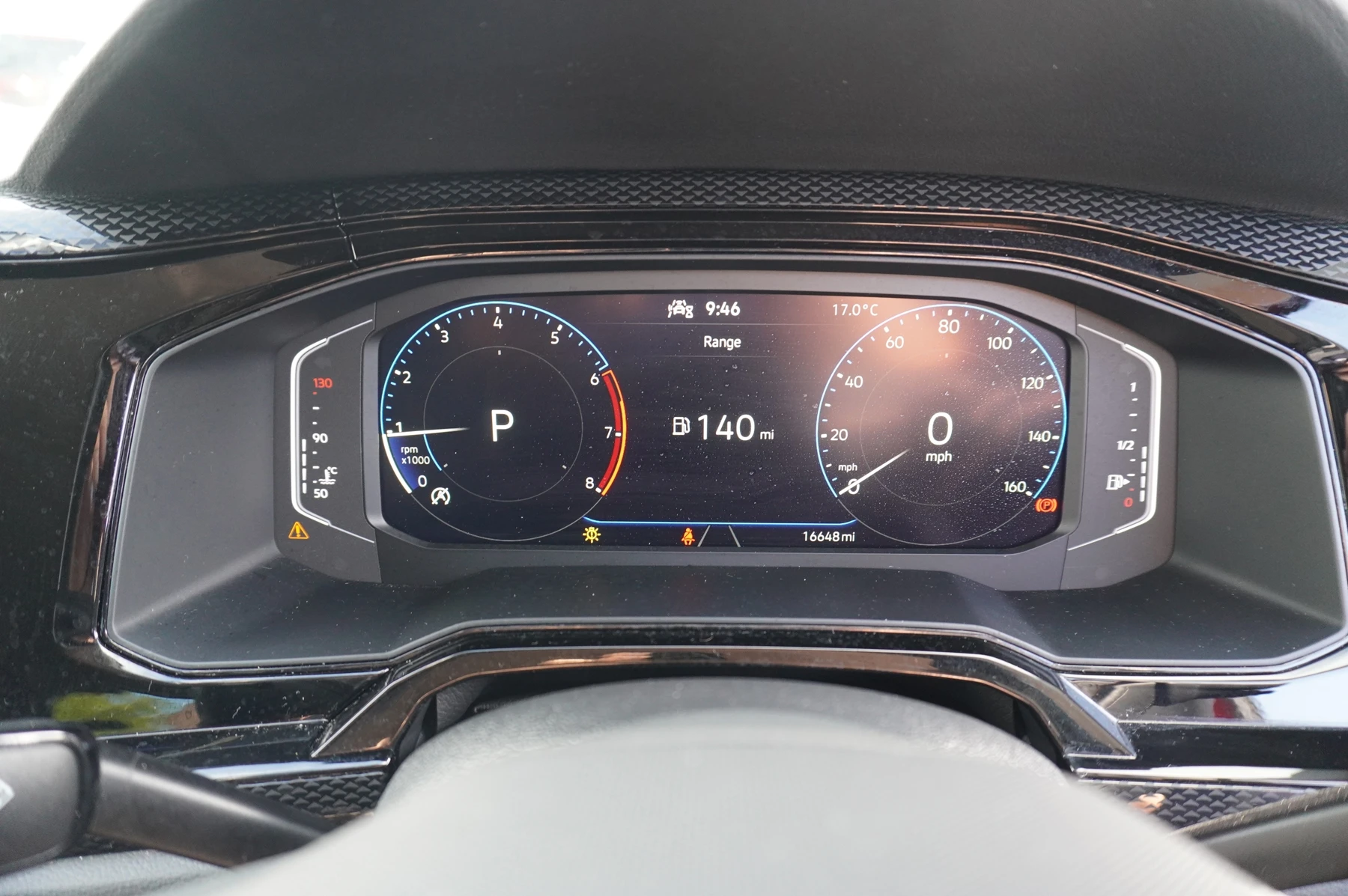 Volkswagen-Polo-image-7