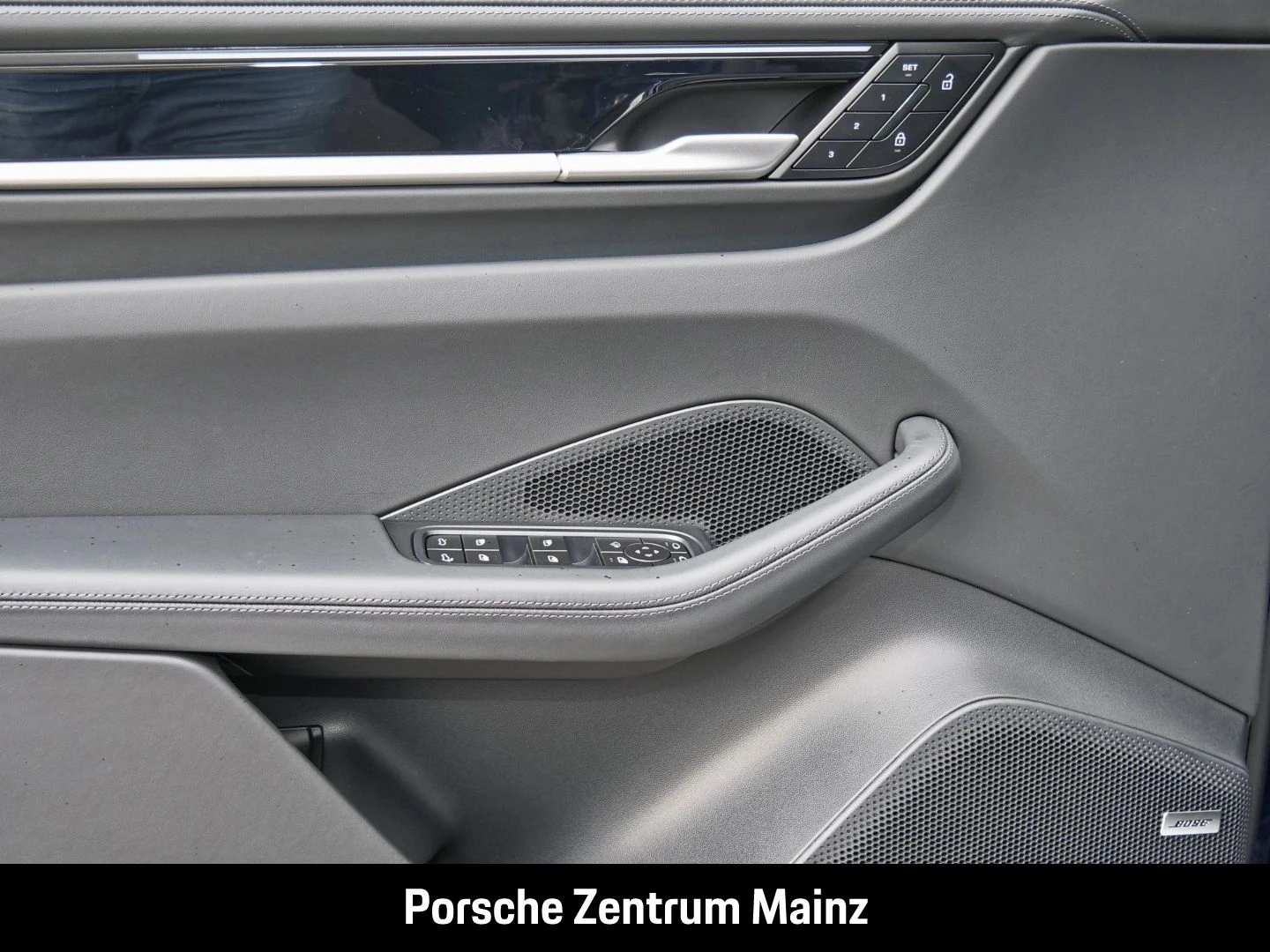 Porsche-Macan-image-26