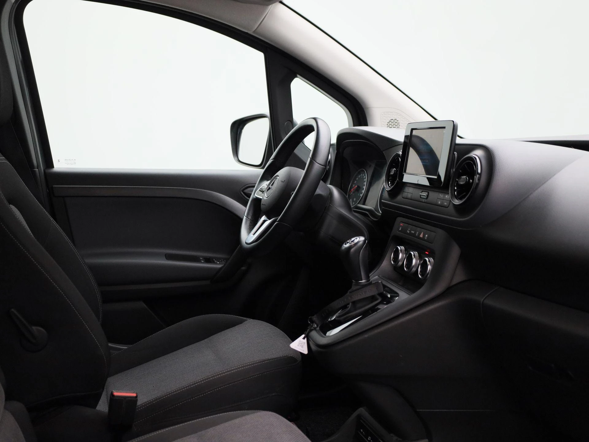 Mercedes-Benz-Citan-image-34