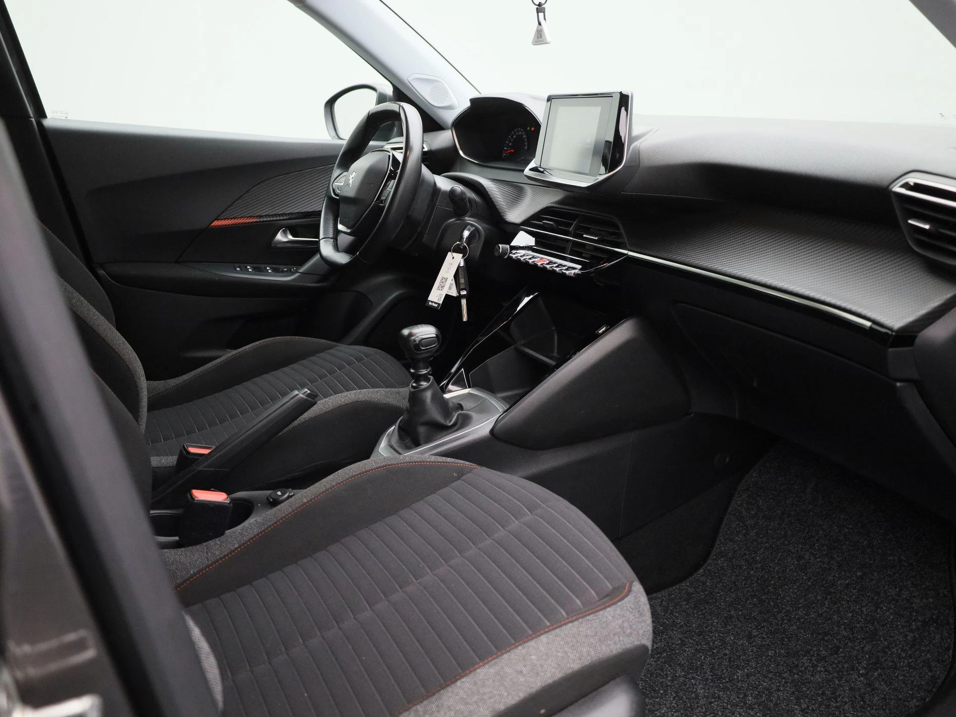 Peugeot-2008-image-29