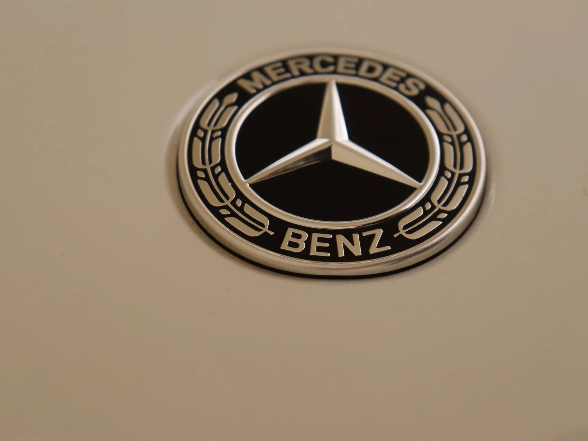 Mercedes-Benz-C-Klasse-image-28