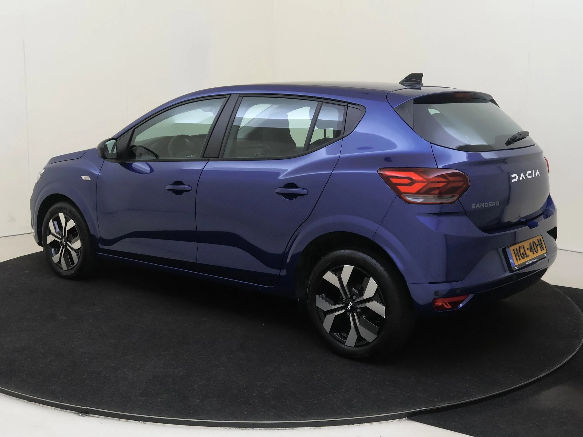 Dacia-Sandero-image-2