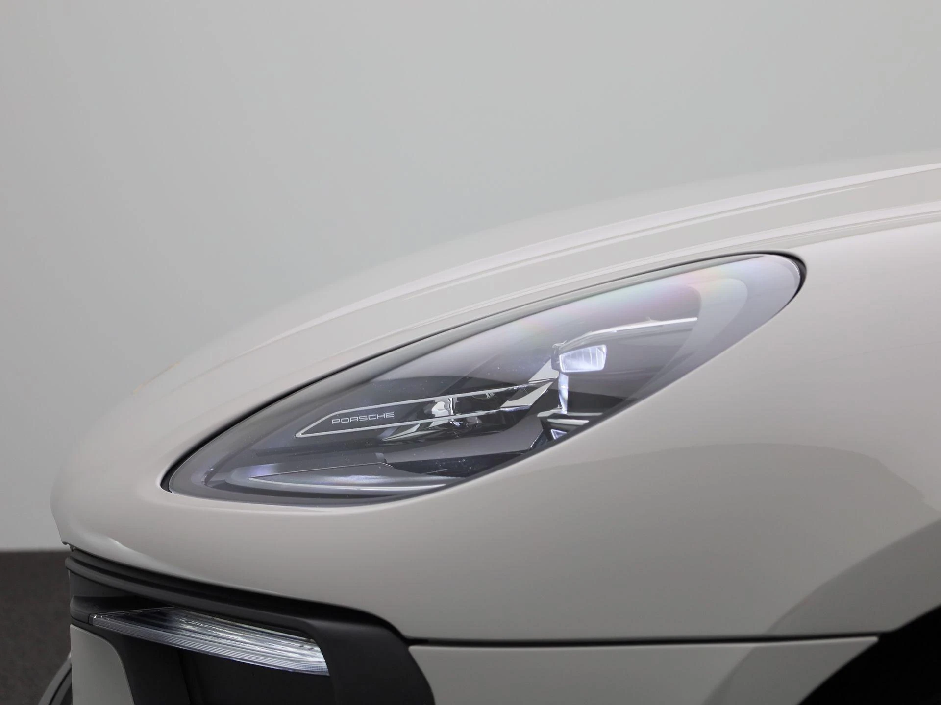 Porsche-Macan-image-15
