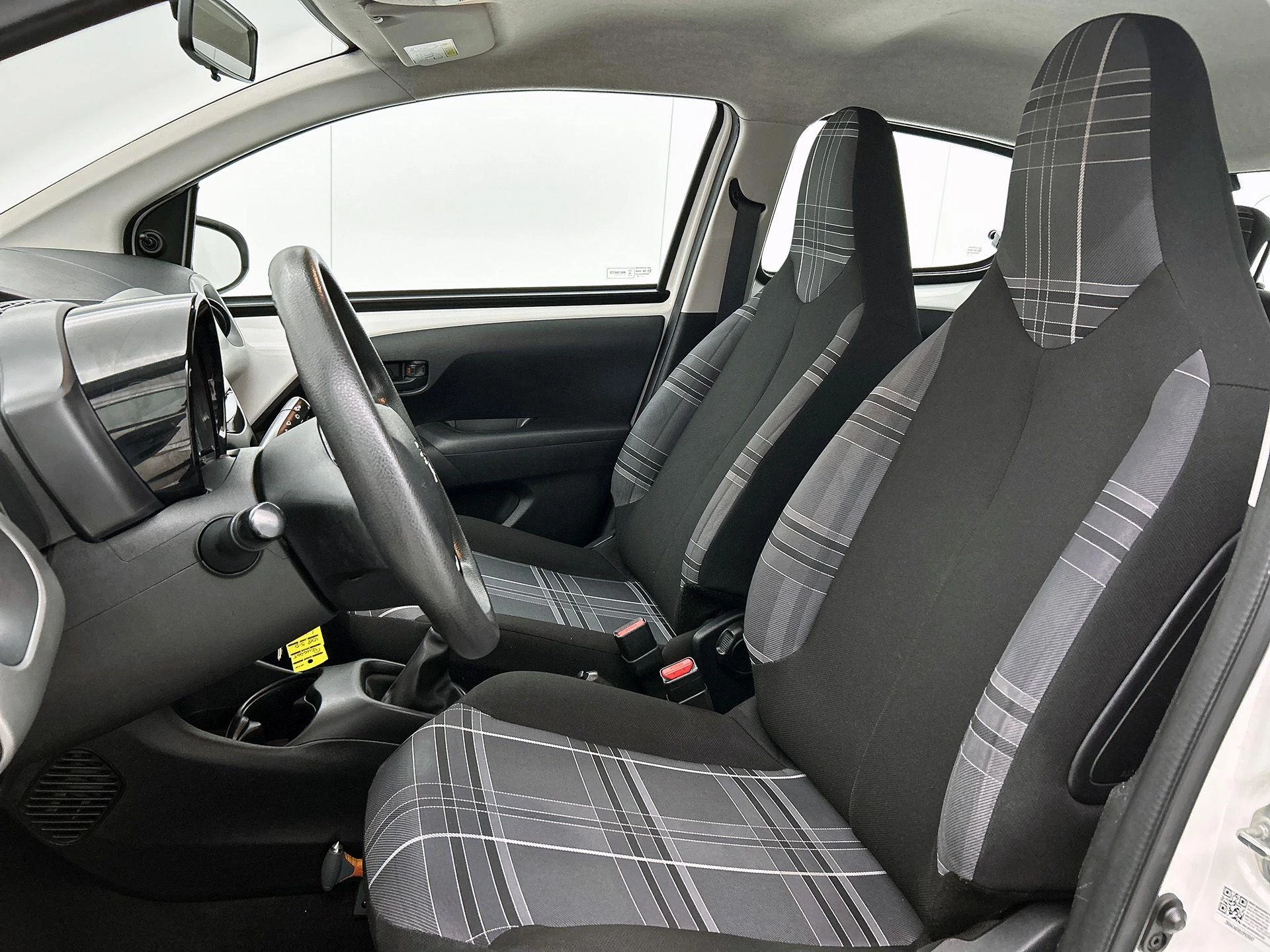 Peugeot-108-image-28