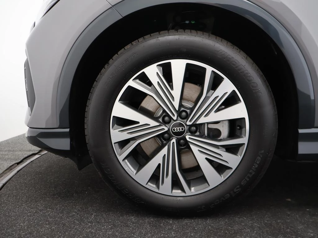 Audi-Q4 Sportback e-tron-image-19