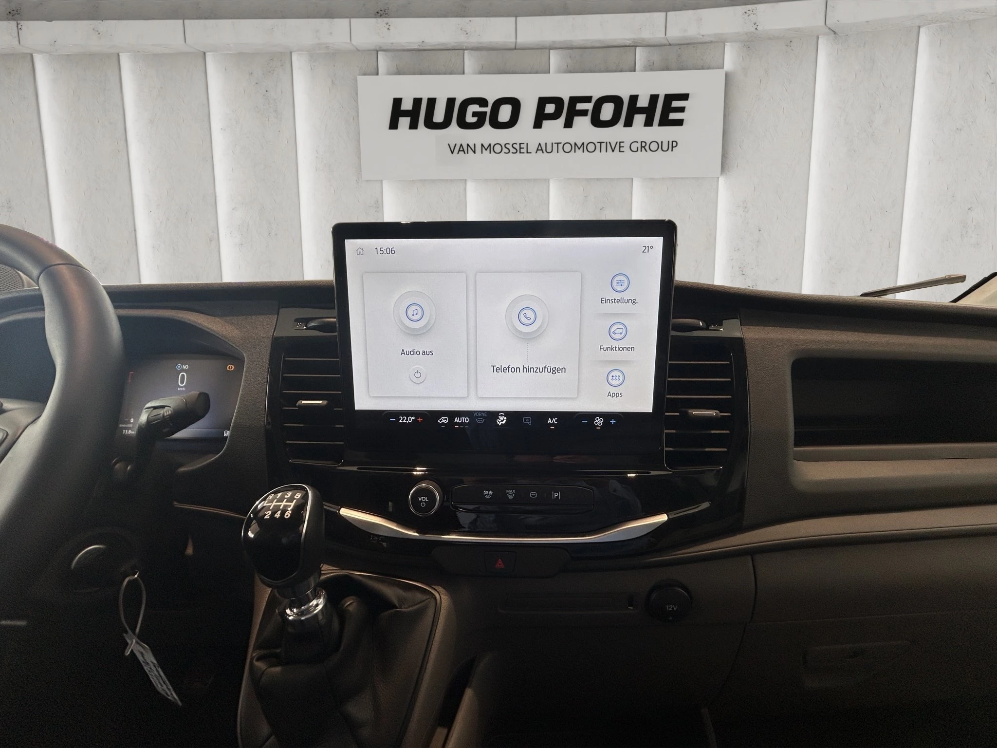 Ford-Transit-image-13