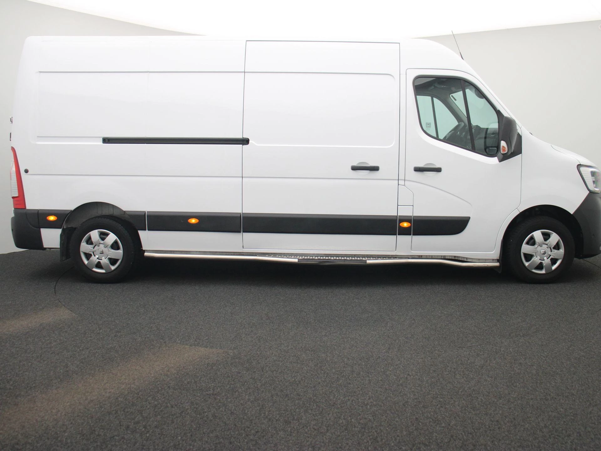 Renault Master T35 2.3 dCi 135 L3H2 Comfort