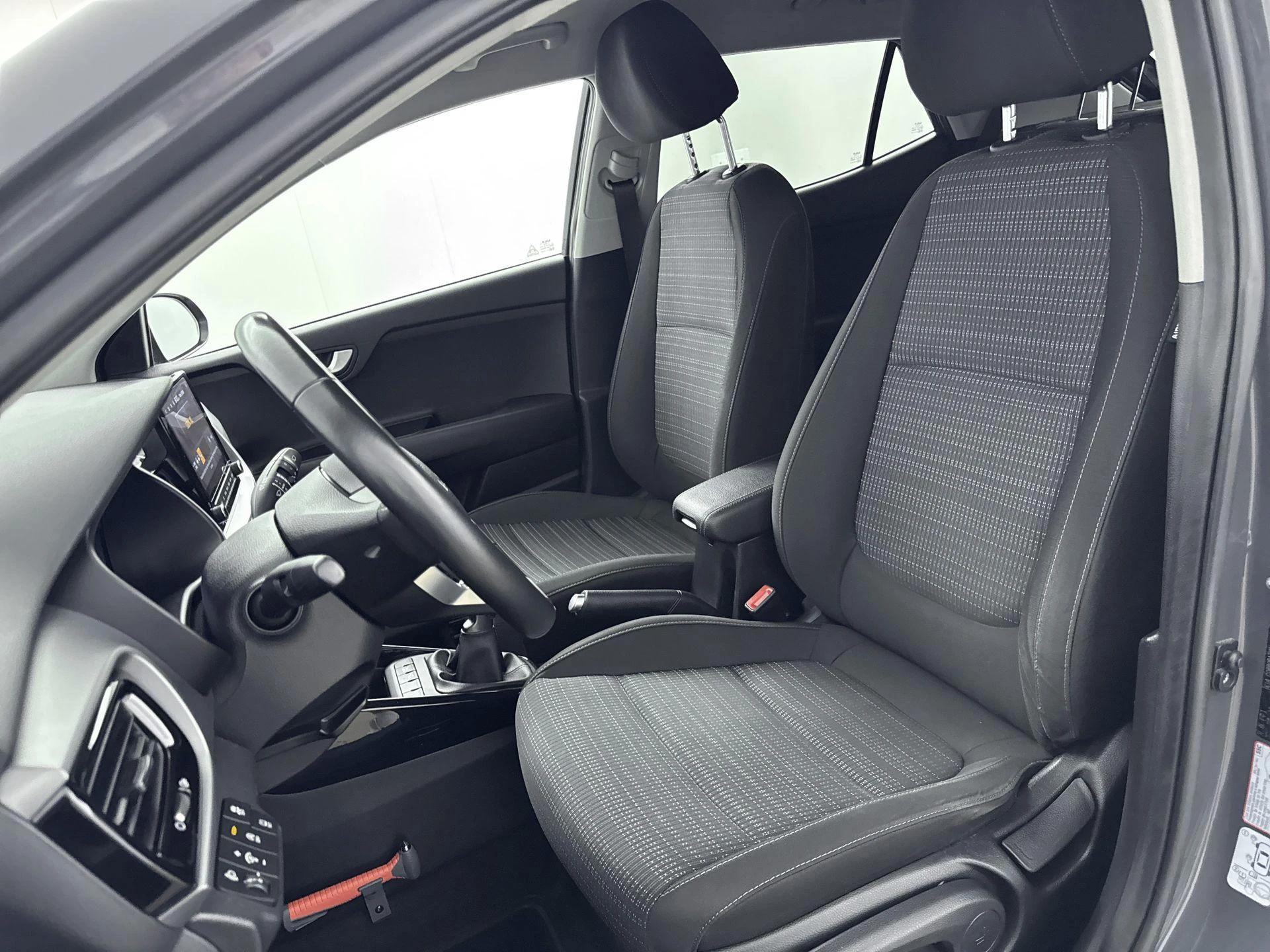 Kia-Stonic-image-23