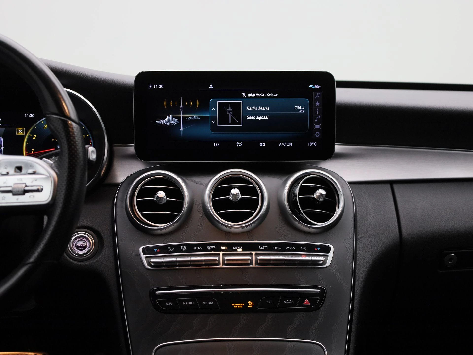 Mercedes-Benz-C-Klasse-image-8