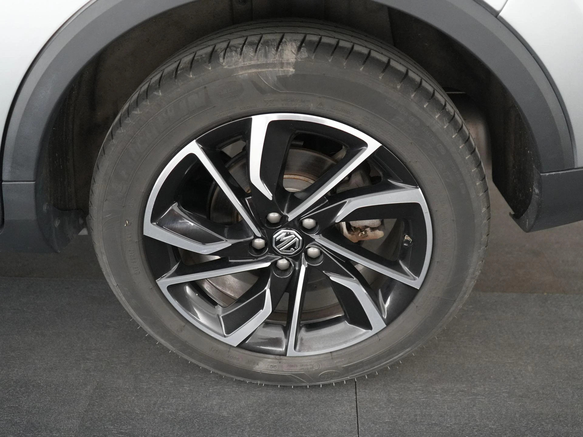MG-ZS-image-13