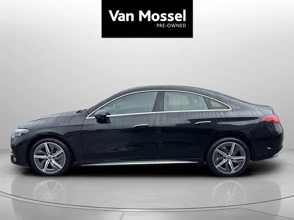 Mercedes-Benz-CLA-image-7