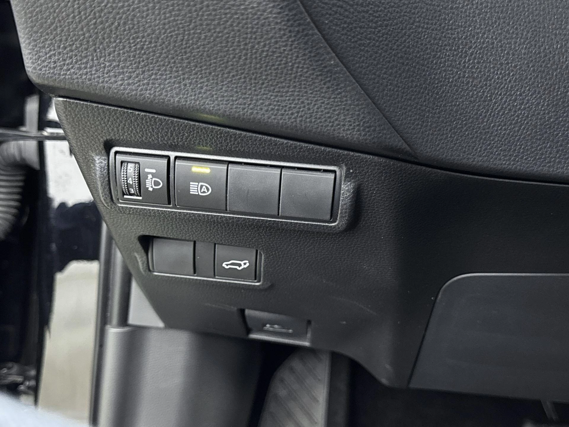 Toyota-Corolla Cross-image-20