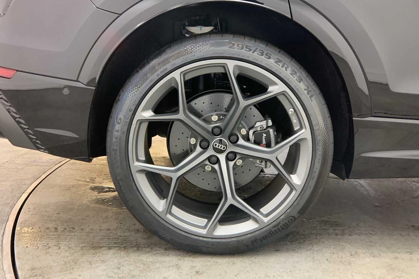 Audi-RSQ8-image-4
