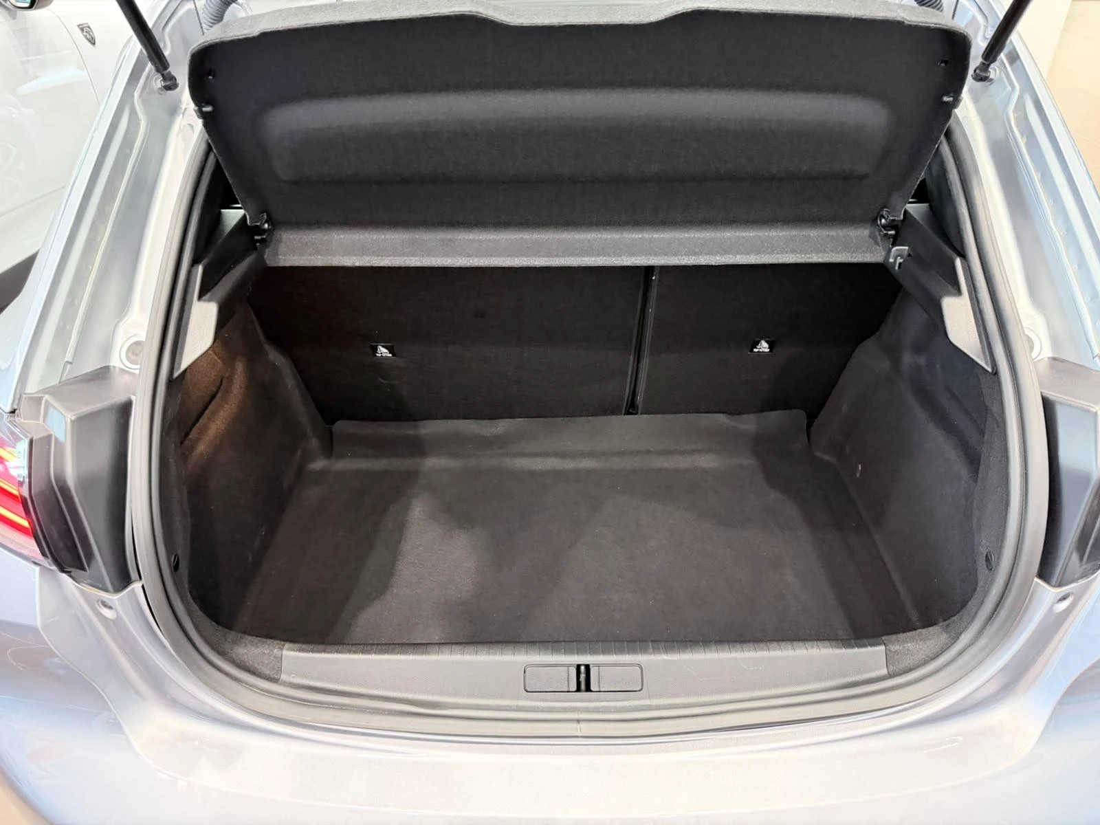 Peugeot 208 1.2 PureTech 100 MAN6 S&S Style