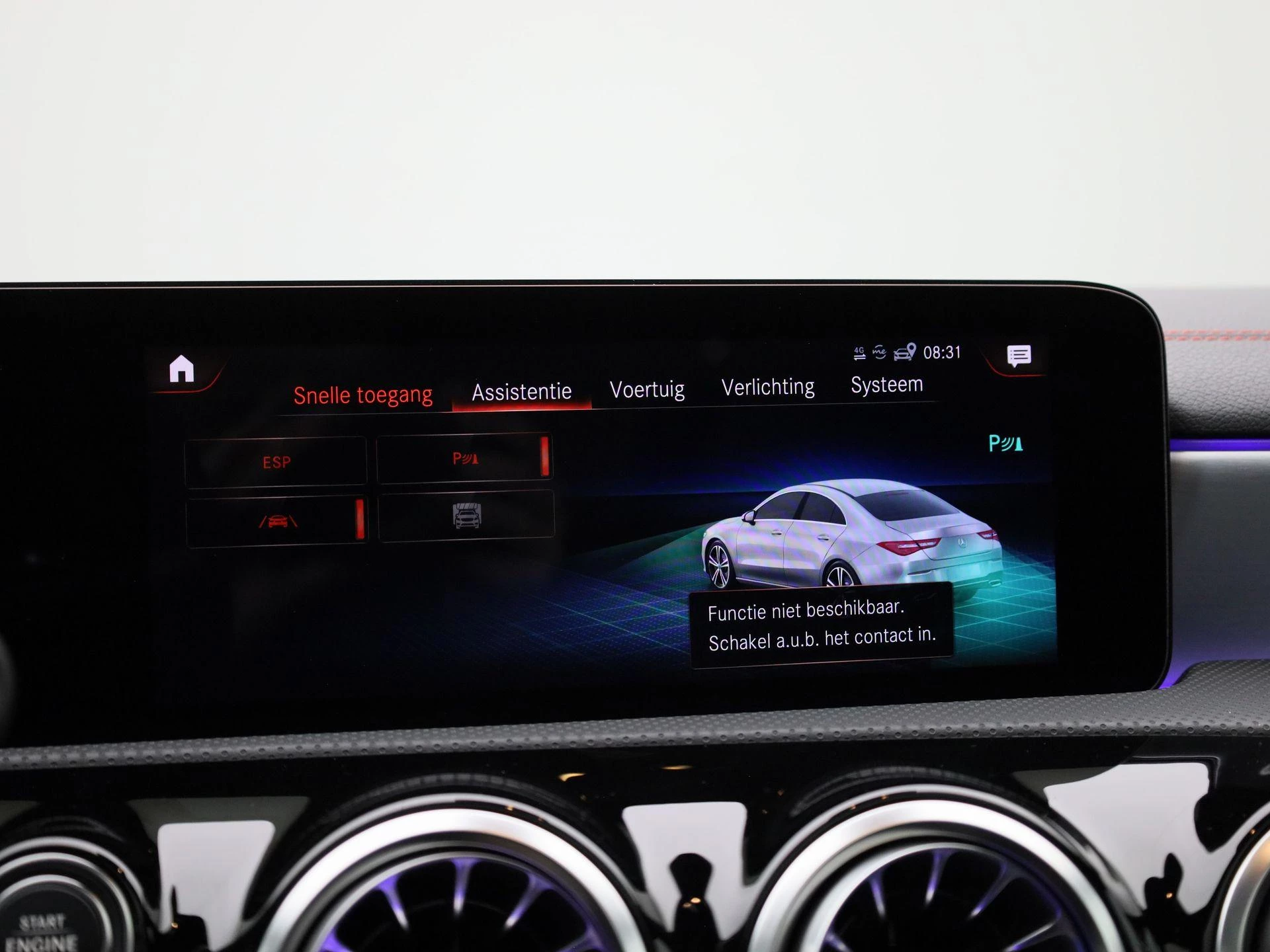 Mercedes-Benz-CLA-image-24