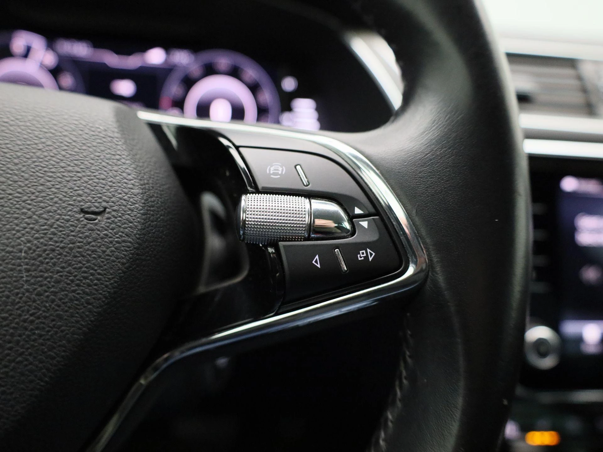 Škoda Superb 1.4 TSI iV Business Edition