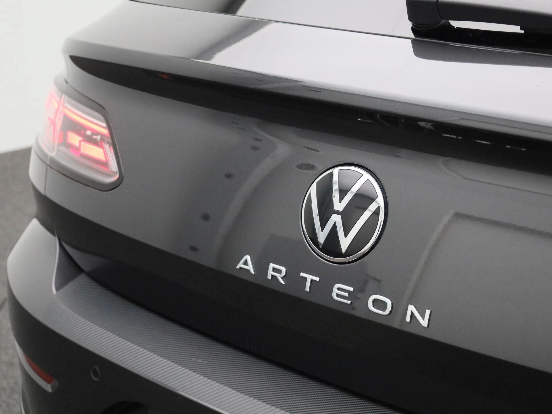 Volkswagen-Arteon-image-54