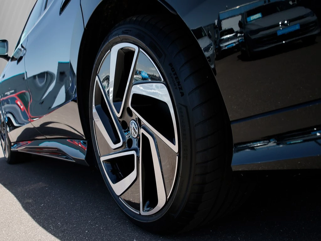 Volkswagen-ID.7-image-4