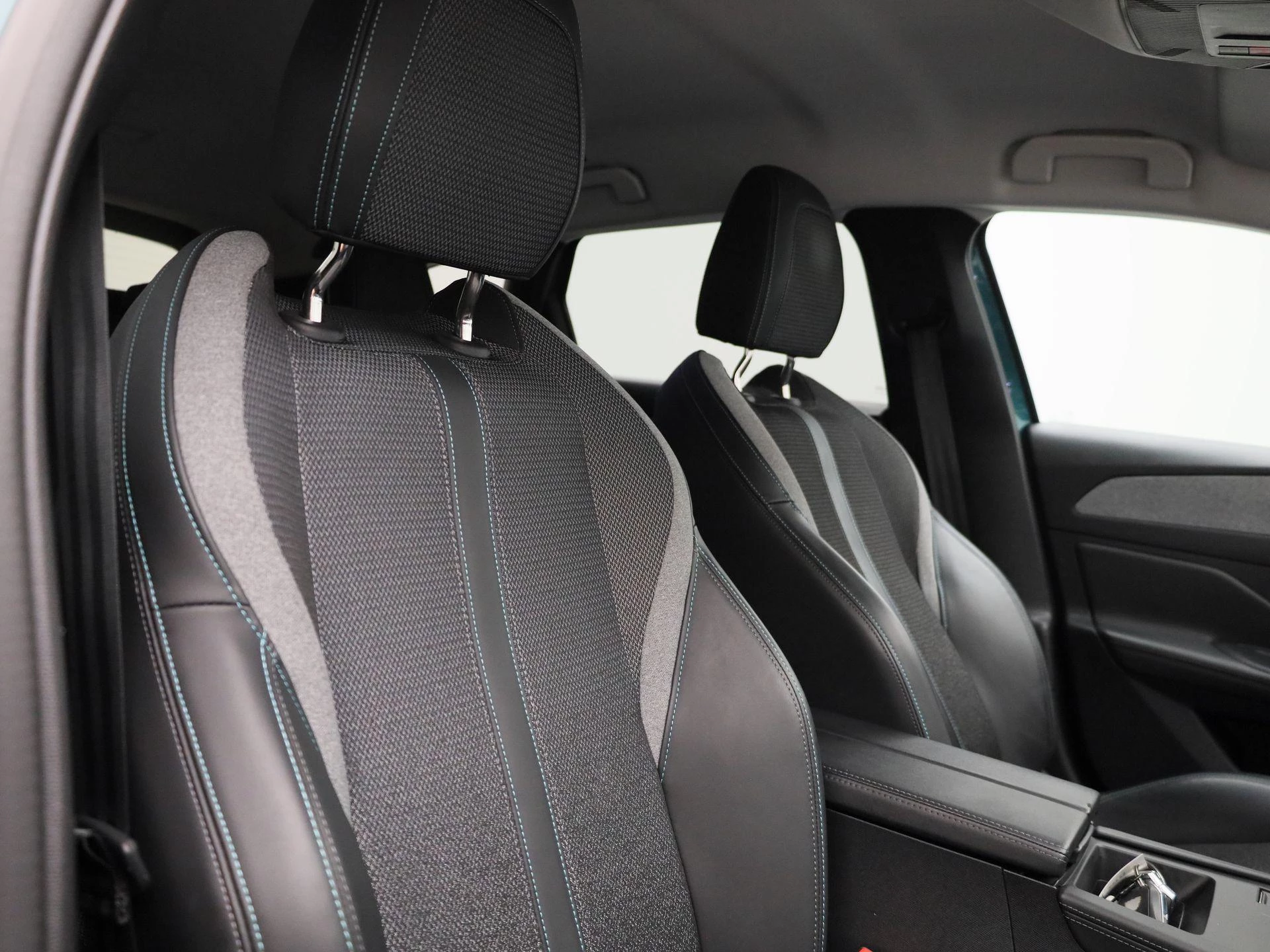 Peugeot 308 SW 1.6 Hybrid 180 S&S EAT8 Allure