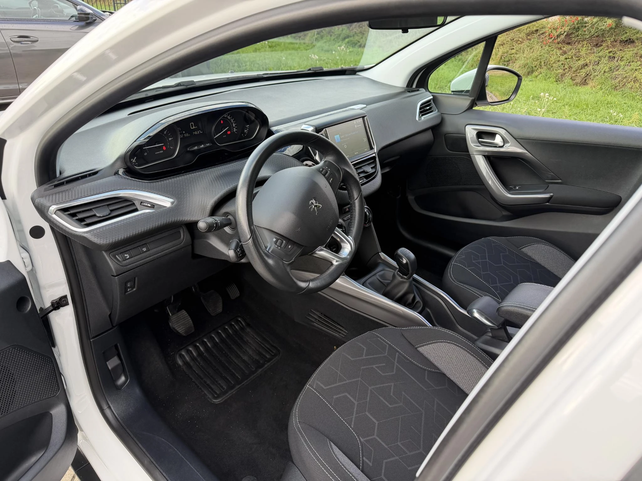 Peugeot-2008-image-9