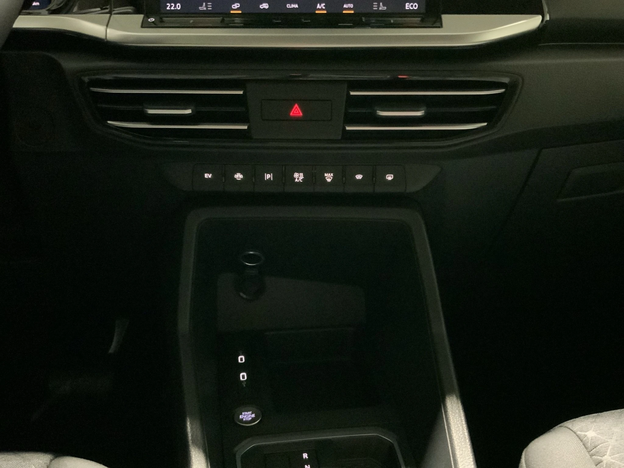 Ford-Tourneo Connect-image-12