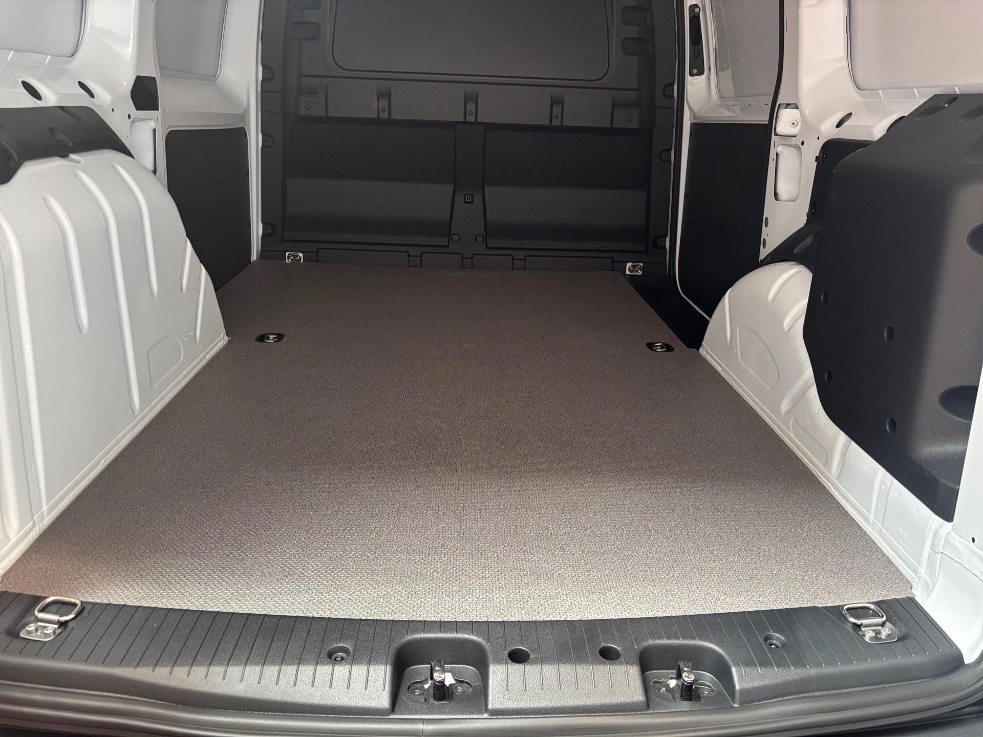Ford-Transit Connect-image-13