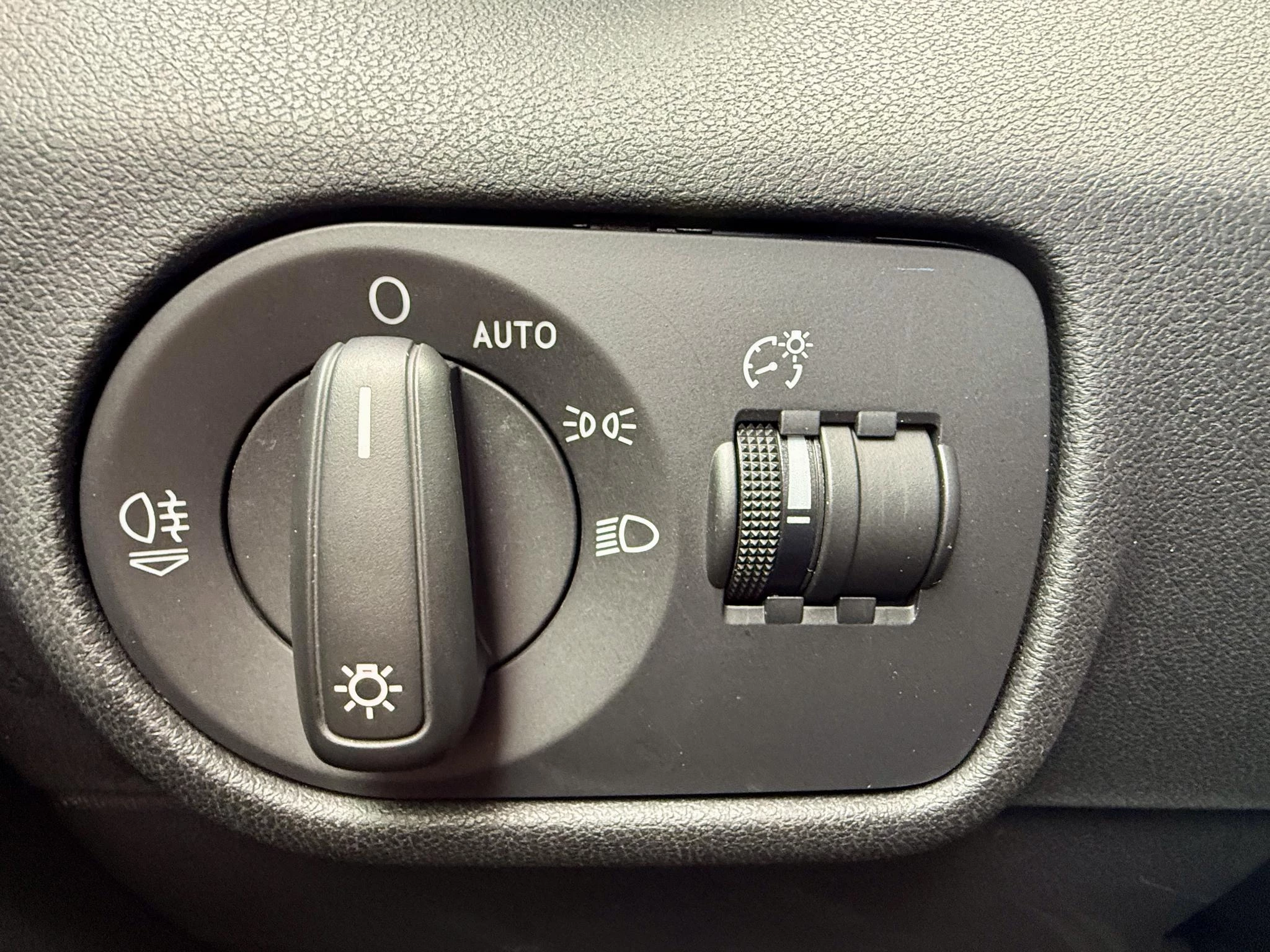 Audi-A1 Sportback-image-16