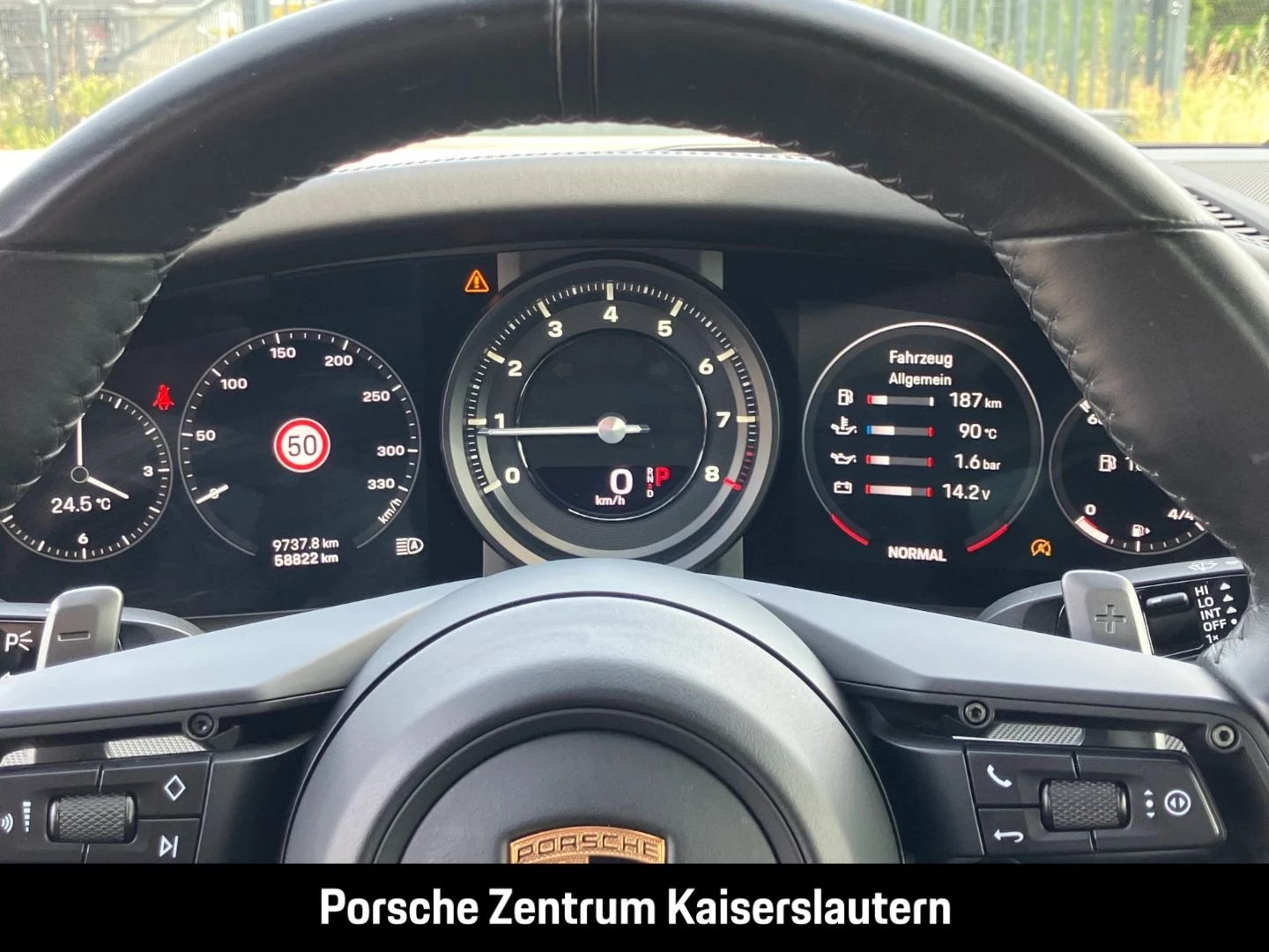 Porsche 911 992 Carrera 4 Cabrio Sportabgas BOSE 21-Zoll carrera