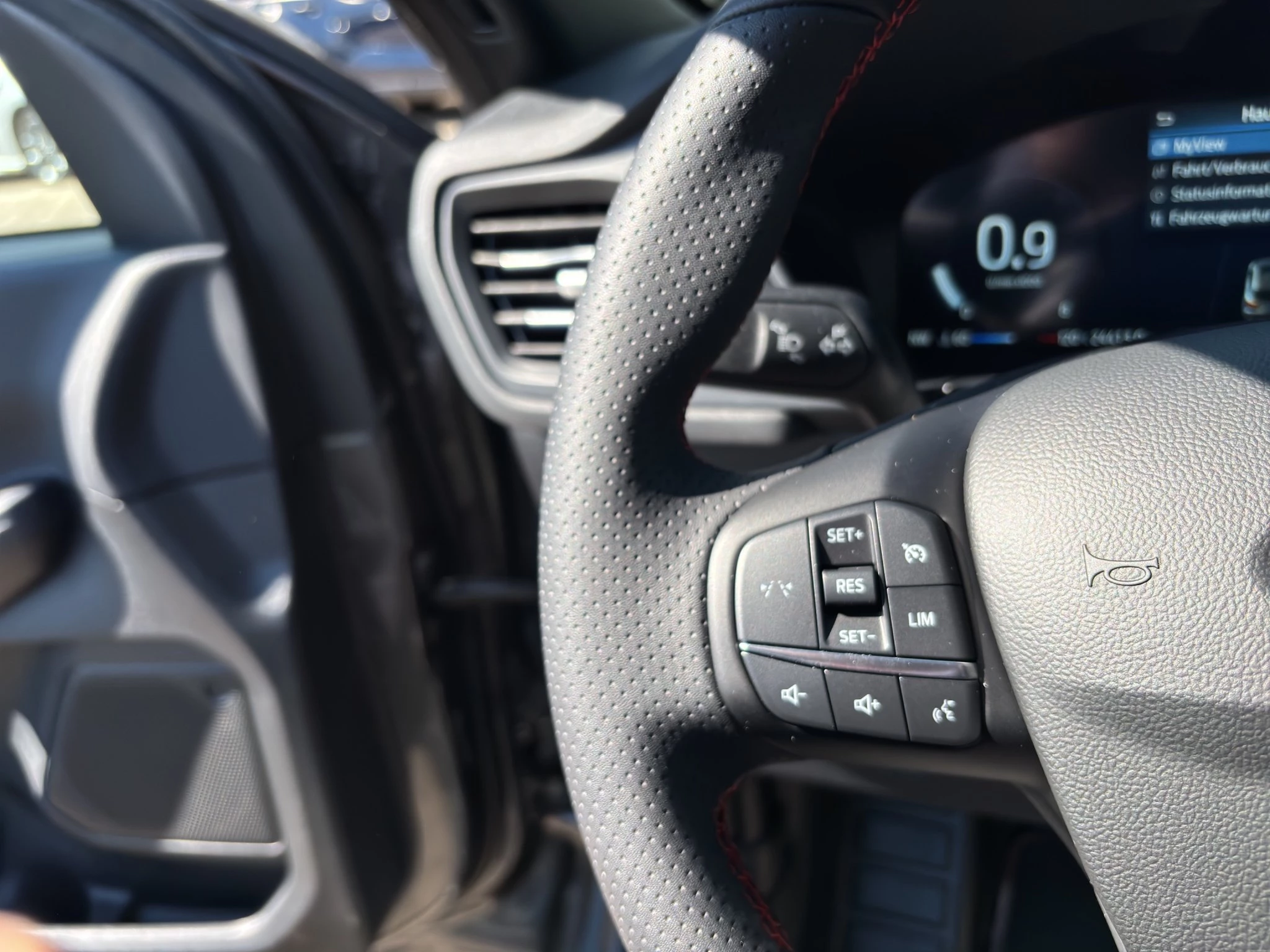 Ford Kuga ST-Line Aut.*KAM*LED-MATRIX*NAVI*GRA*WINTER-PKT.