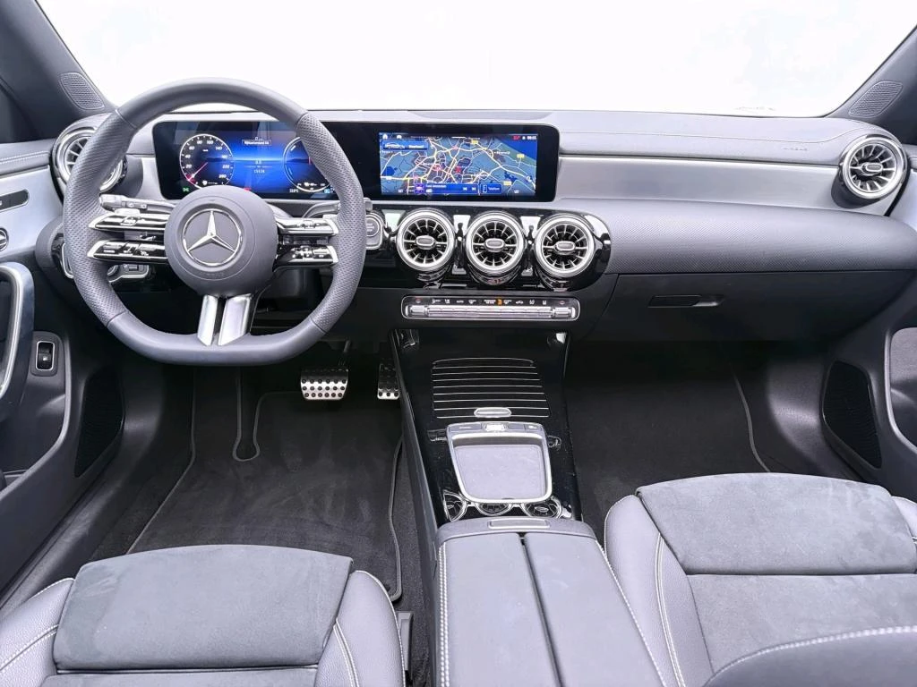 Mercedes-Benz-CLA-image-6