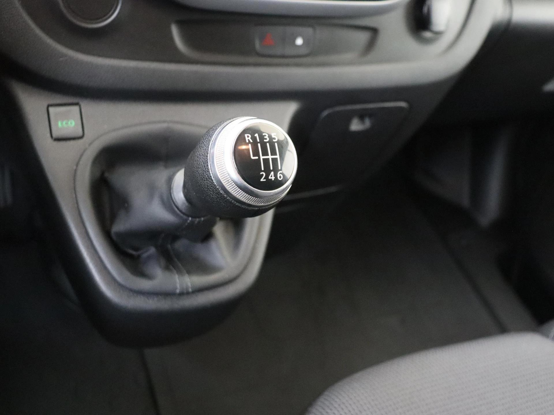 Renault-Trafic-image-15
