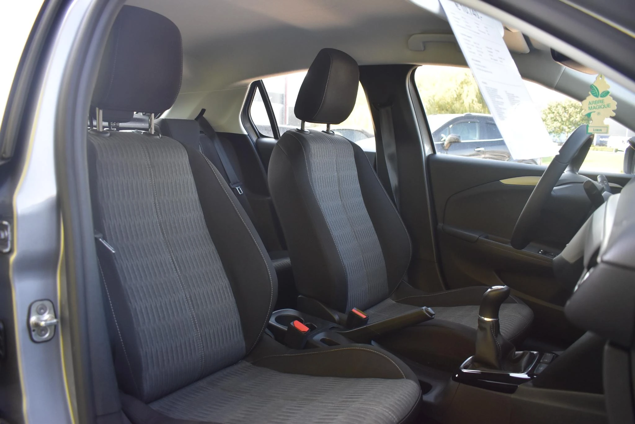 Opel-Corsa-image-14