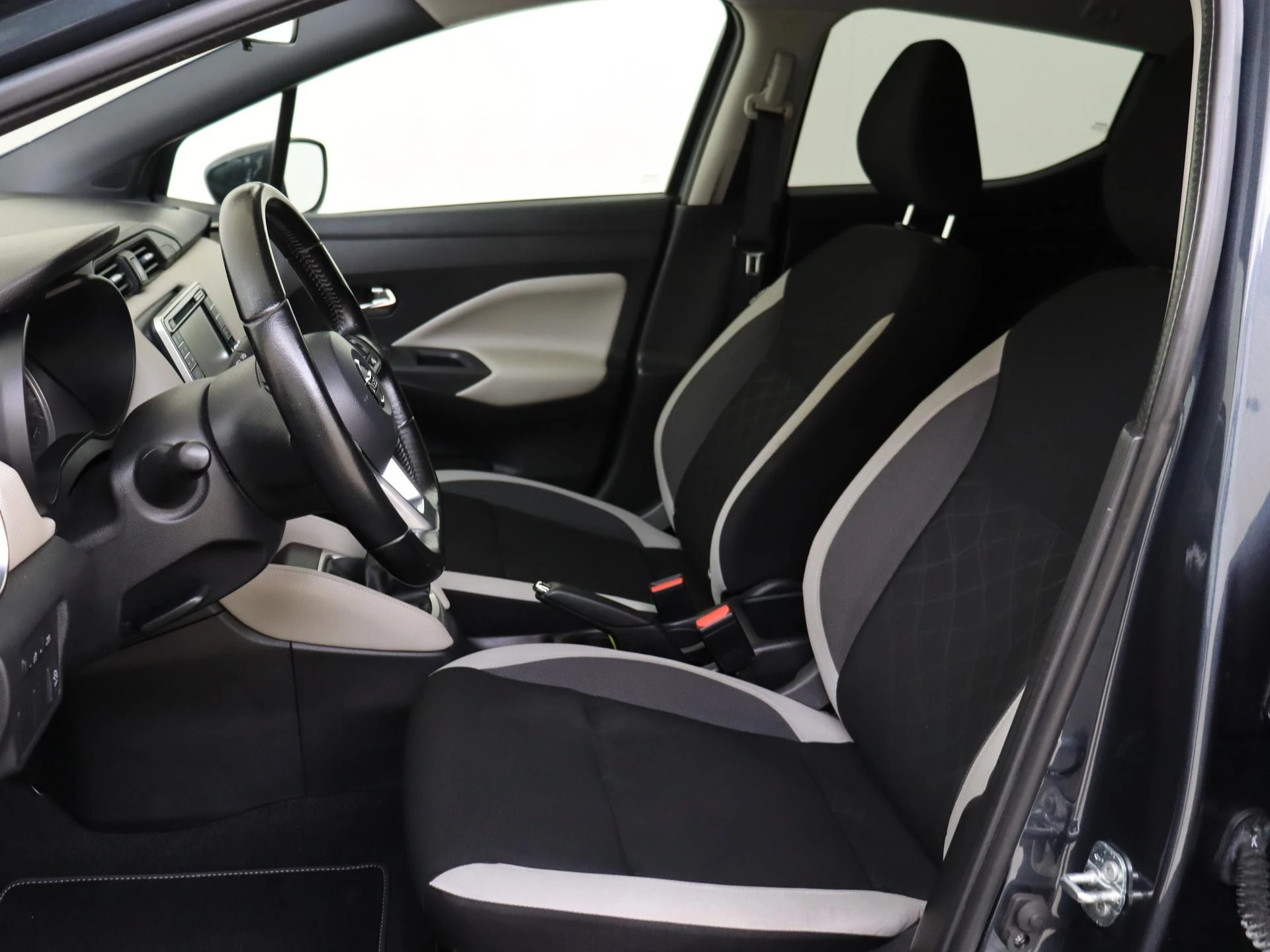 Nissan-Micra-image-14