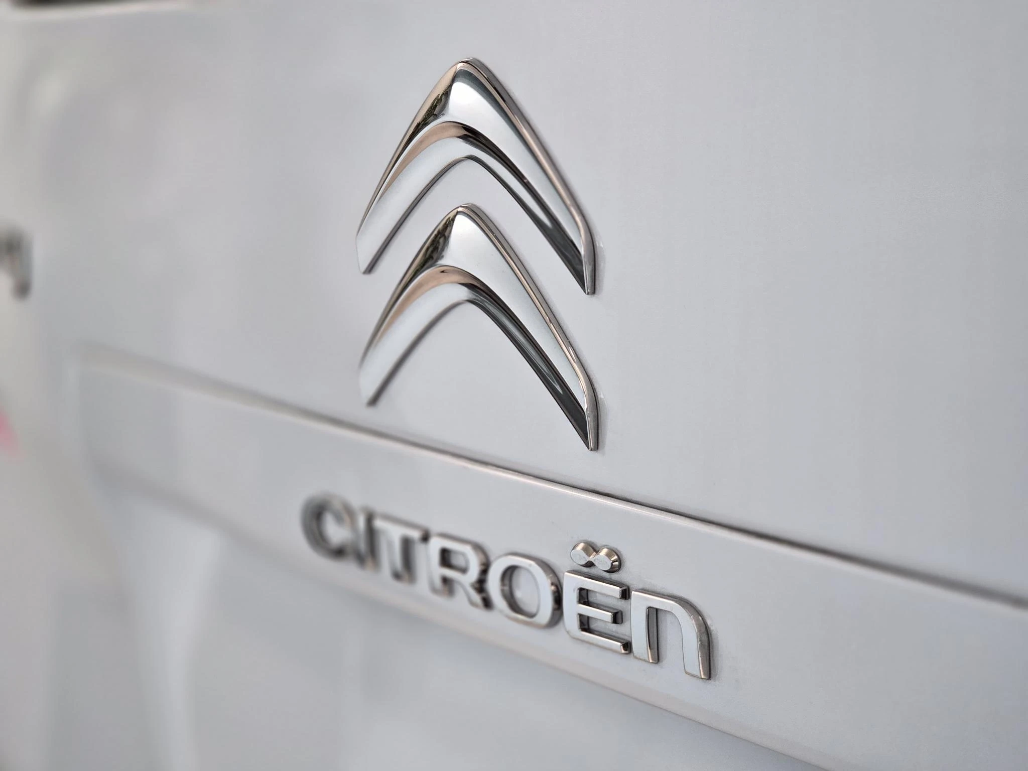 Citroën-ë-Jumpy-image-18
