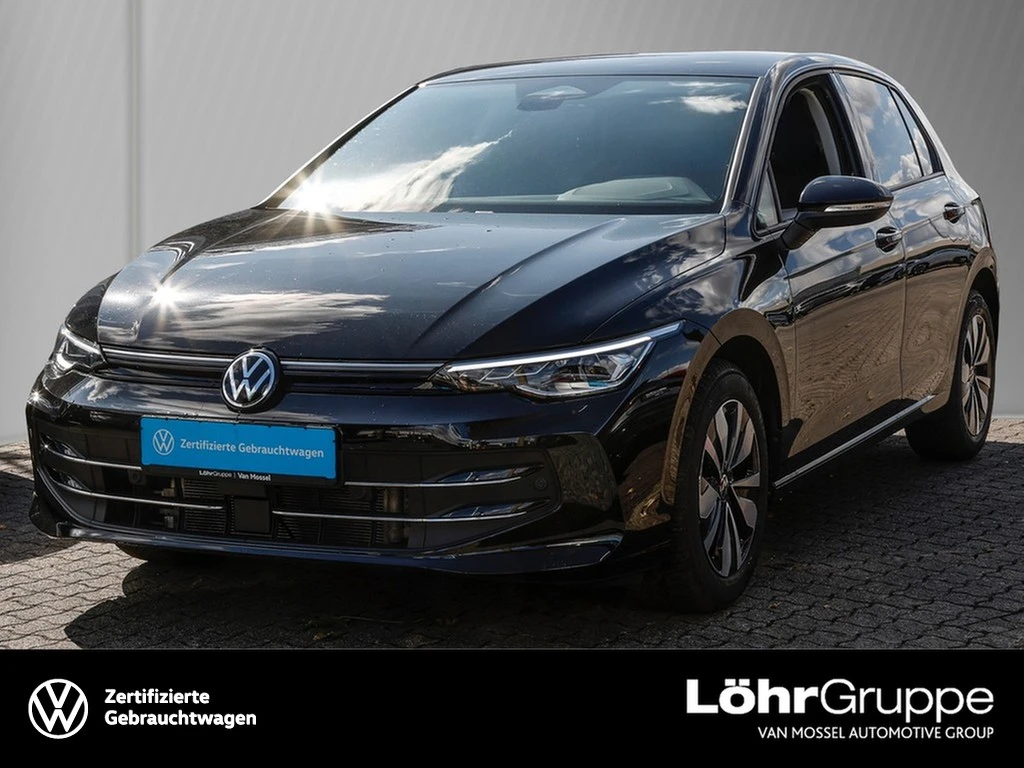 Volkswagen-Golf-image-0