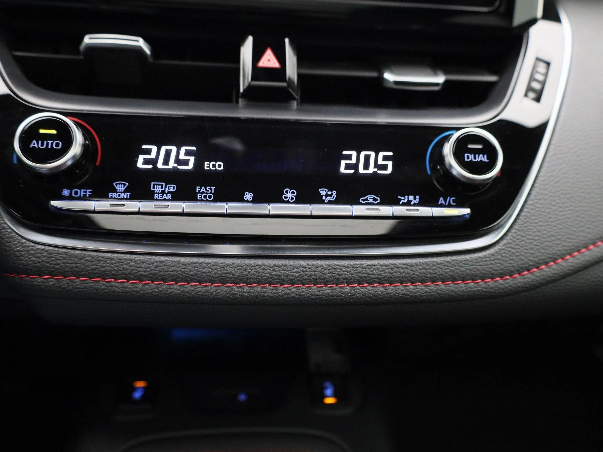 Toyota-Corolla Touring Sports-image-20