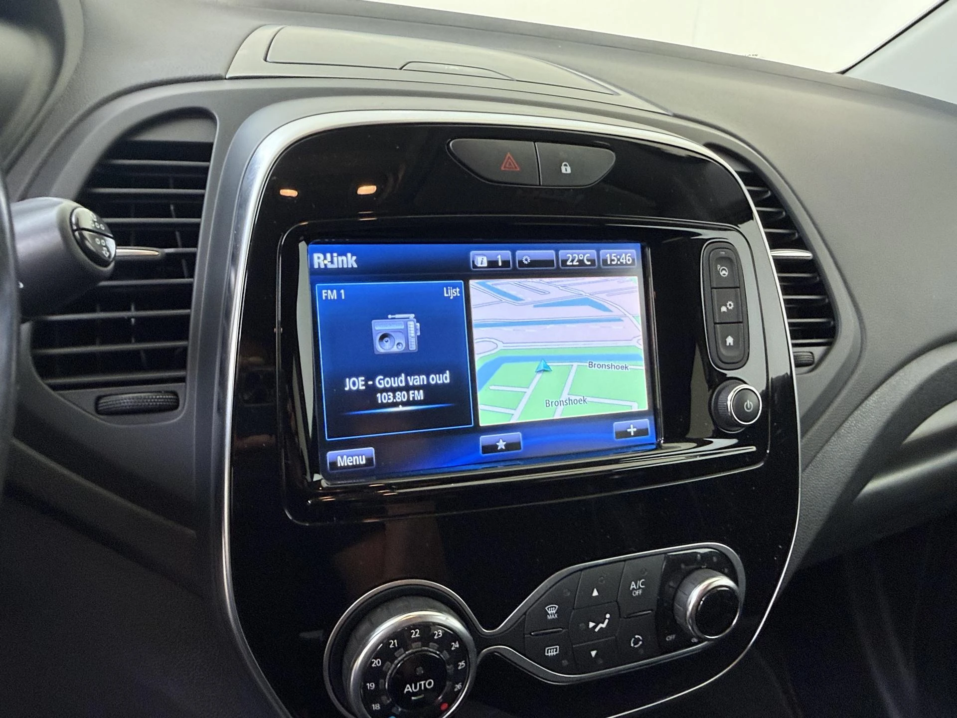 Renault-Captur-image-15