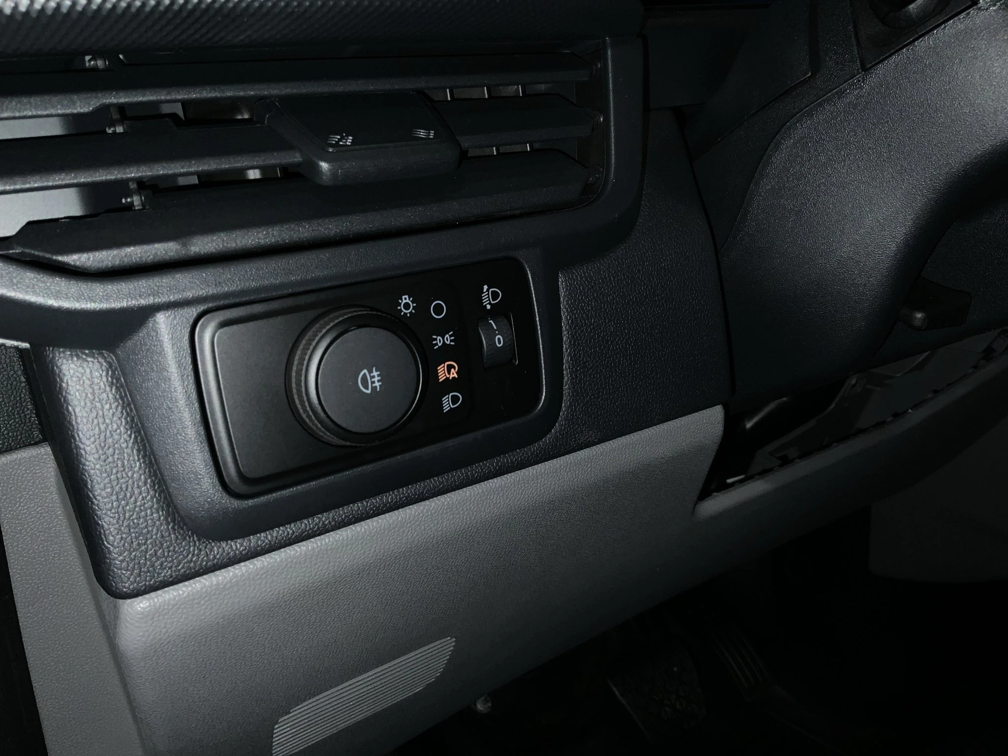 Ford-Transit Custom-image-20