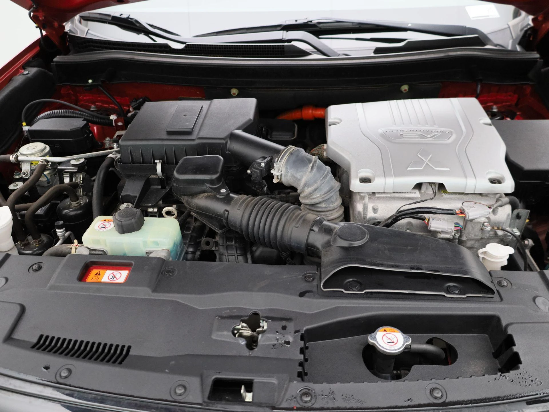 Mitsubishi-Outlander-image-42
