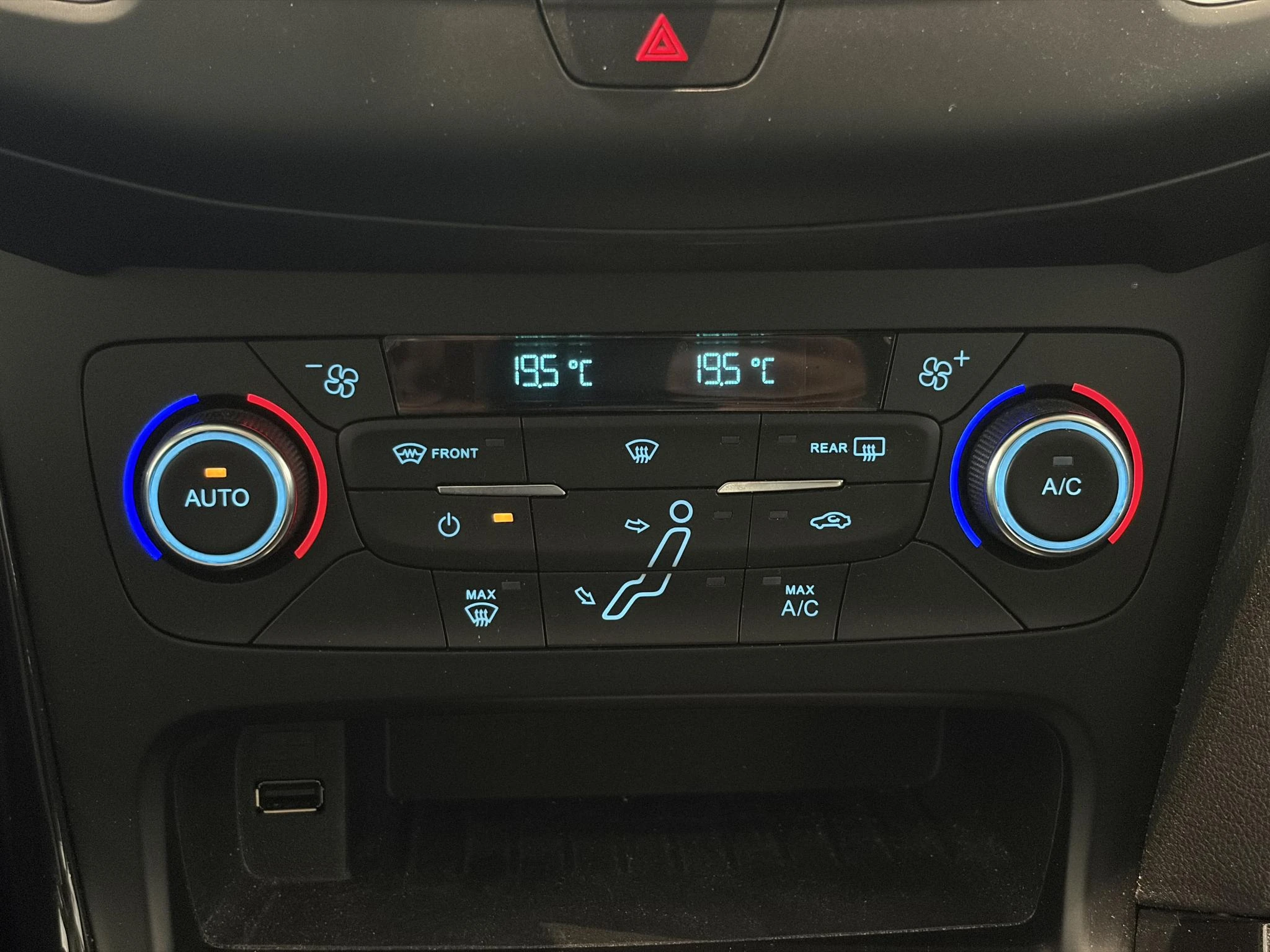 Ford-Focus-image-16