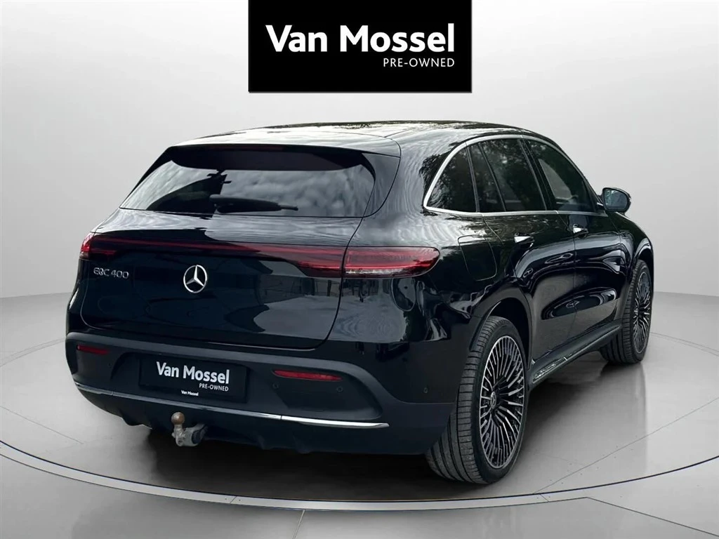Mercedes-Benz-EQC-image-4