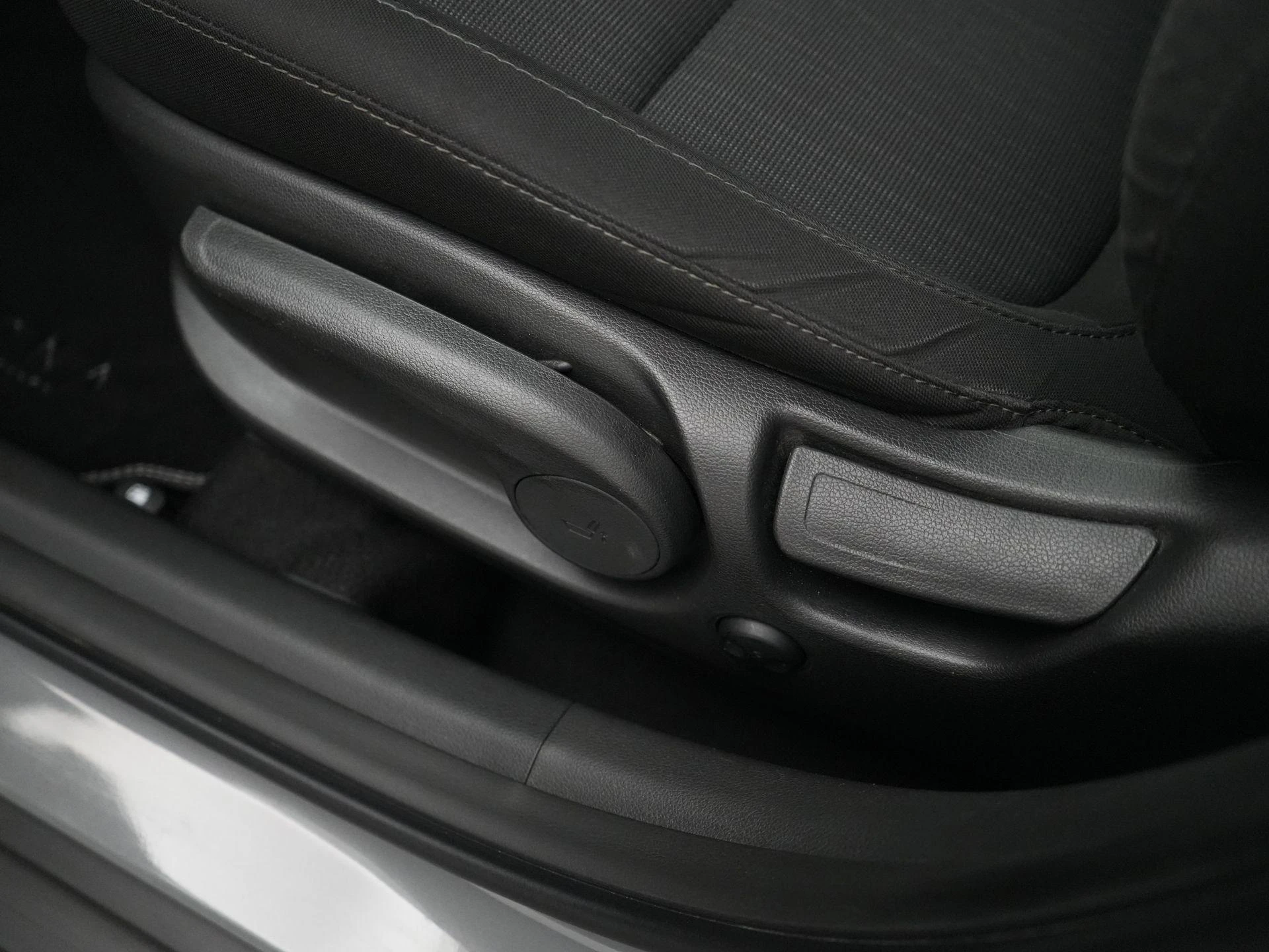 Hyundai-Kona-image-24