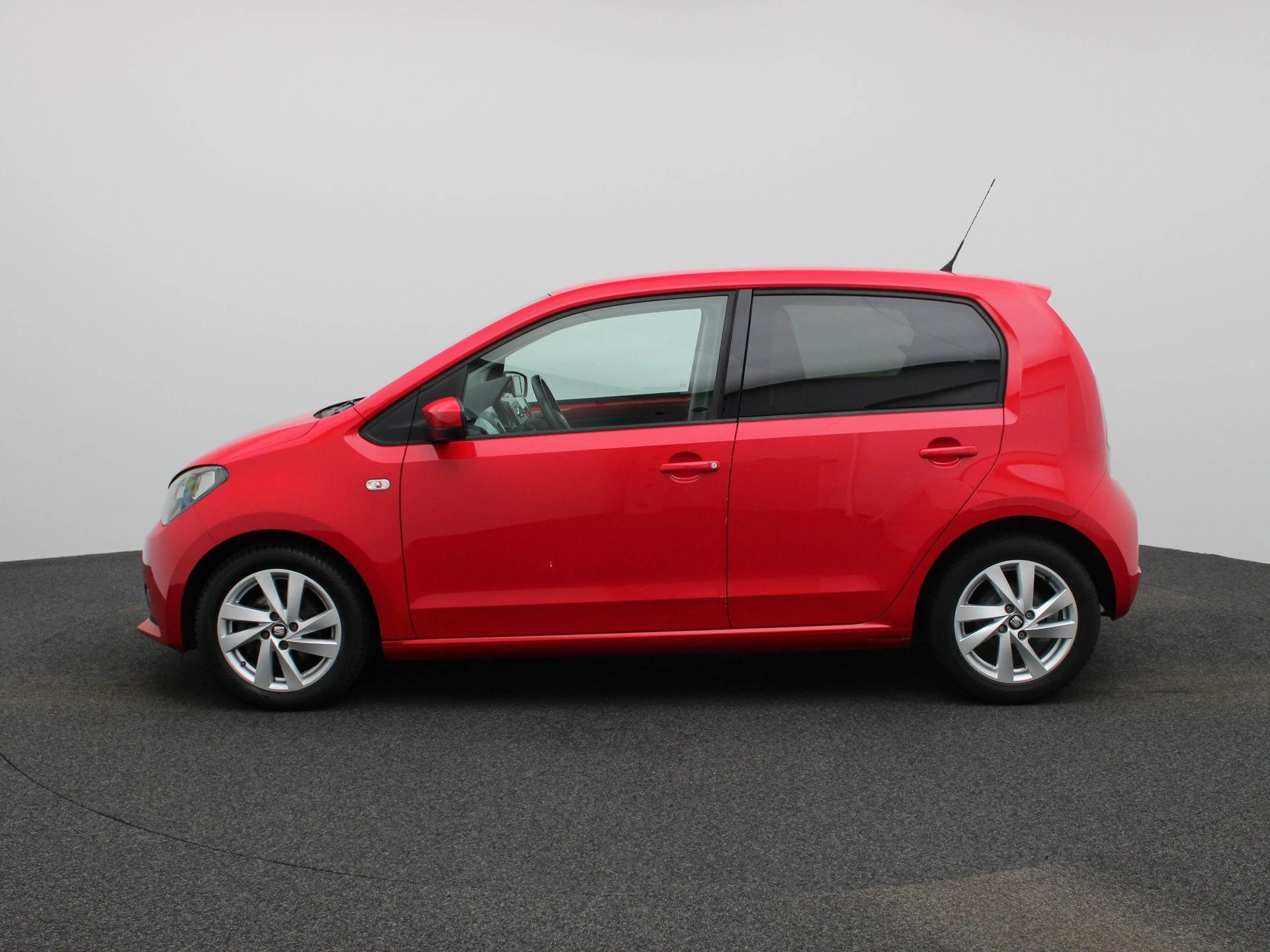 SEAT-Mii-image-3