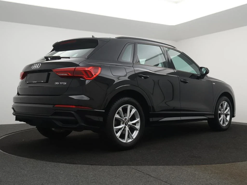 Audi-Q3-image-1