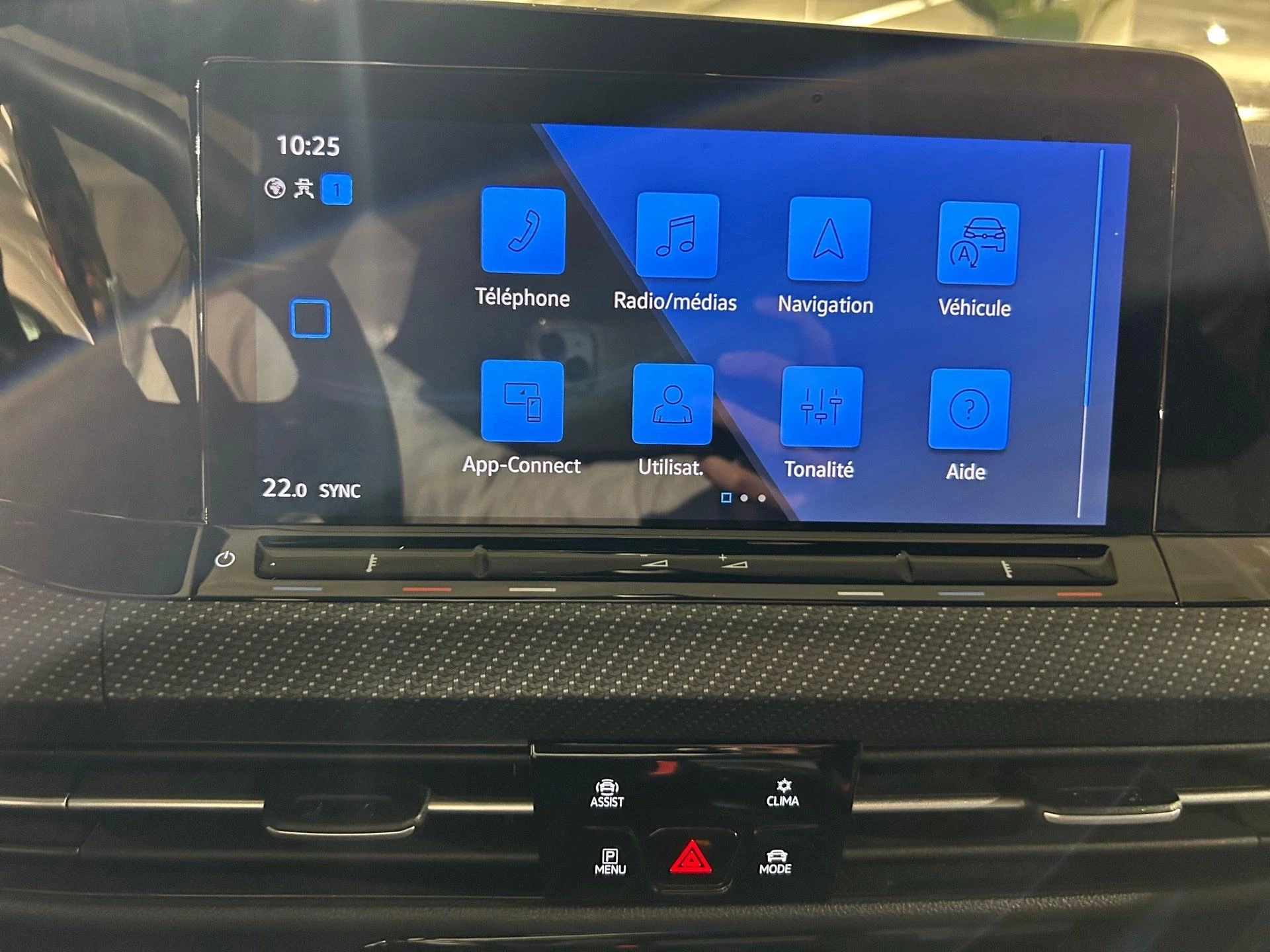 Volkswagen-Golf-image-2