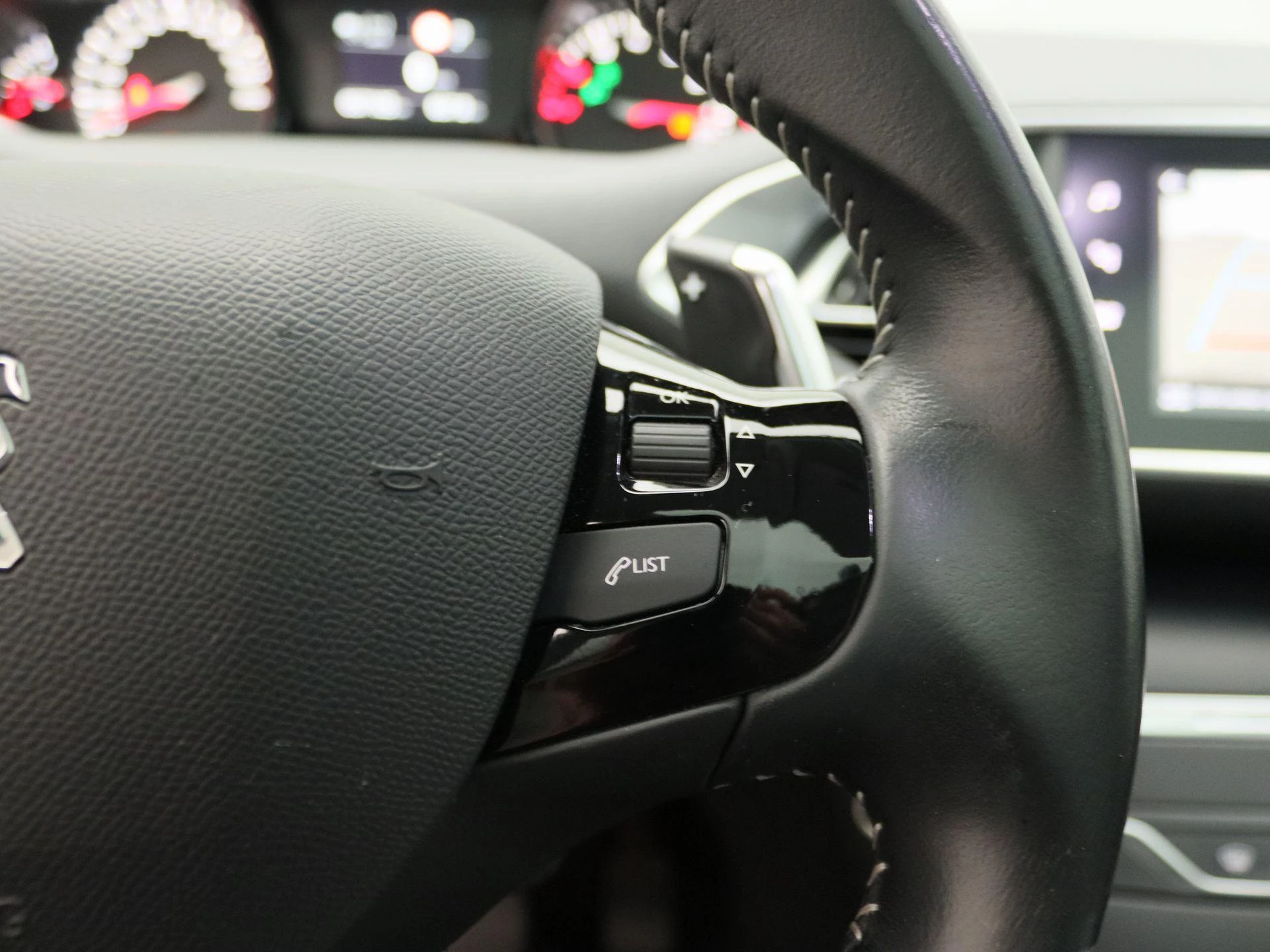 Peugeot-308-image-16