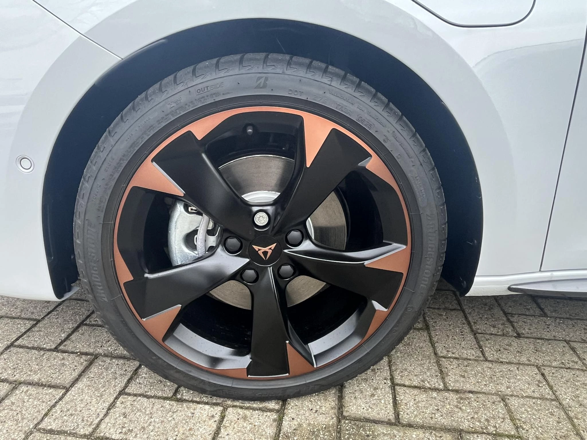 CUPRA-Leon-image-5